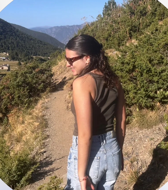 <em>Lorena S.</em>
